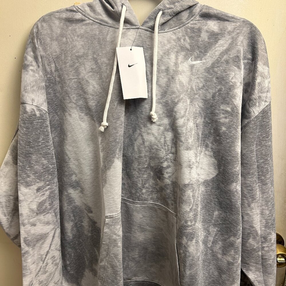 Nikes Womens 2X Hoodie